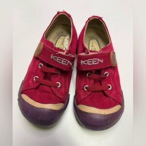 Keen Toddler Girls 8 Red Purple Ventura Velcro Sneaker Palm Trees Canvas Tough